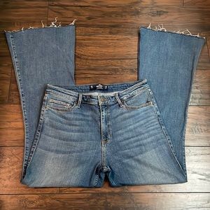 Brand: Hollister (High-Rise flare jeans)